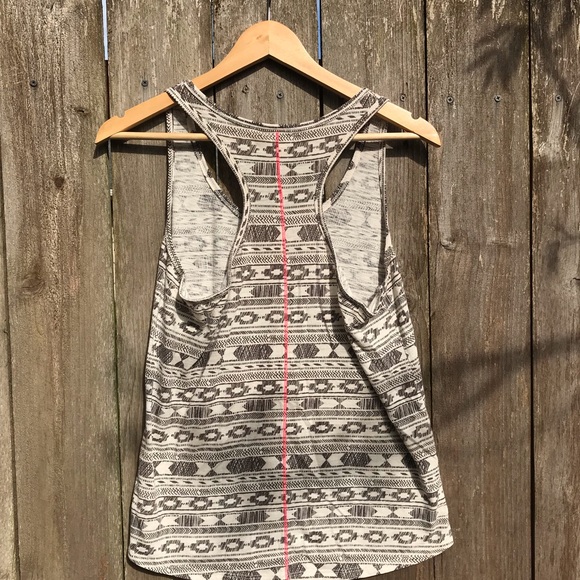 Mossimo Tank - Picture 4 of 4